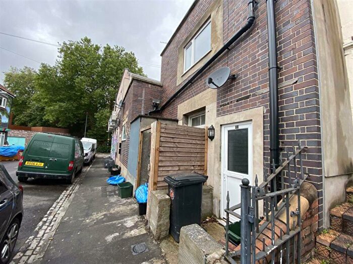 4 Bedroom Apartment To Rent In Sandbed Road, Bristol, BS2