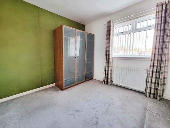 3 Bedroom Flat To Rent In Leven Road, Leven, Fife, KY8