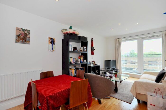 2 Bedroom Flat To Rent In Beckford Close, Warwick Road, London, W14