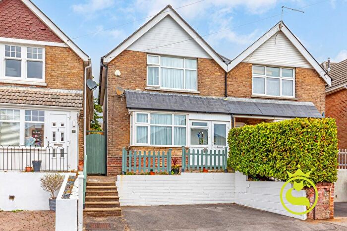 3 Bedroom Semi-Detached House For Sale In Alexandra Road, Poole, BH14