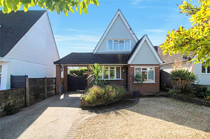 3 Bedroom Bungalow For Sale In Stanley Road, Rochford, Essex, SS4