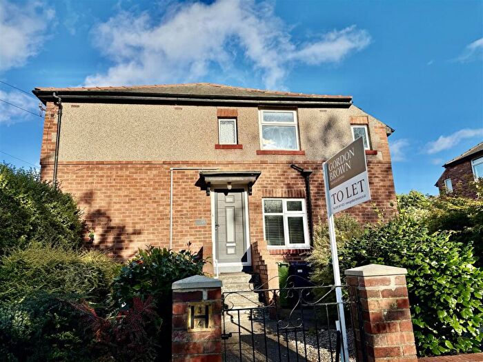 2 Bedroom Flat To Rent In Salkeld Road, Gateshead, NE9