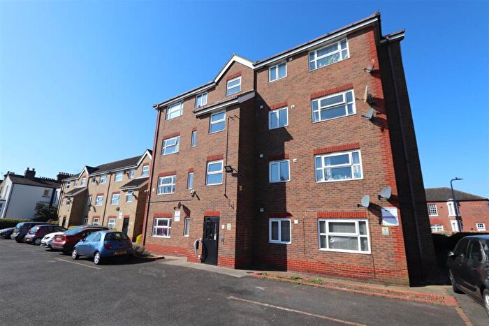 2 Bedroom Flat To Rent In Southchurch Avenue, Southend-On-Sea, SS1
