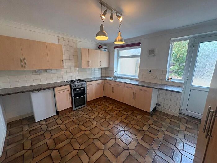 3 Bedroom House To Rent In Summerwood Lane, NG11