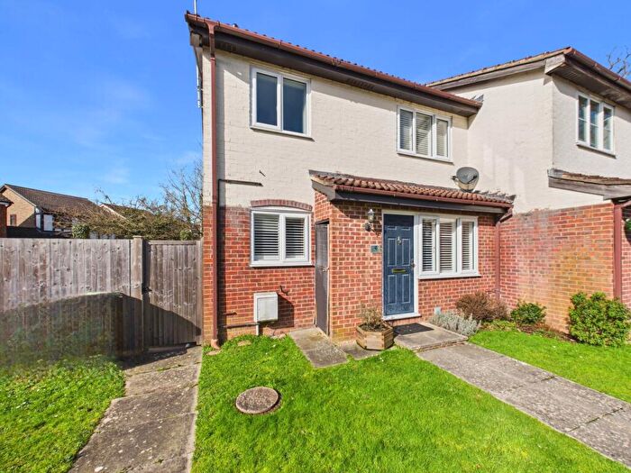 1 Bedroom House For Sale In Mill Stream Meadow, Haywards Heath, RH16