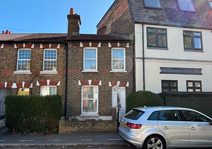 2 Bedroom Terraced House For Sale In Harold Road, Sutton, Surrey, SM1