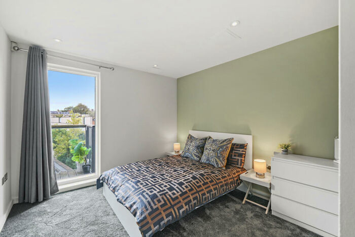 2 Bedroom Flat To Rent In Abbey Road, St John's Wood, NW8