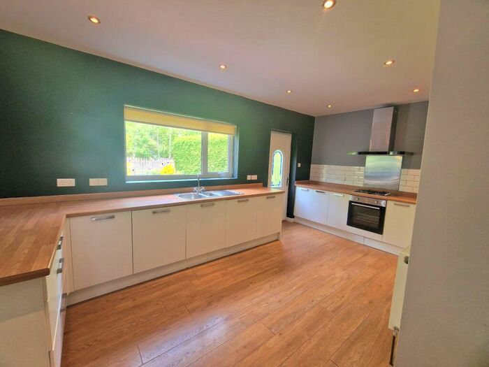 3 Bedroom House To Rent In Hatchell Drive, Bessacarr, DN4