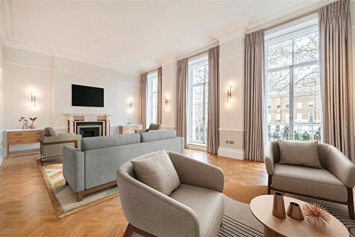 5 Bedroom Terraced House To Rent In Bryanston Square, Marylebone, W1H