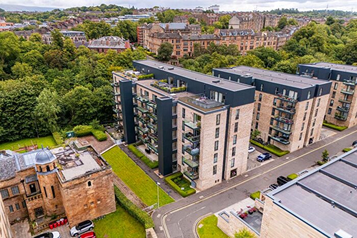 2 Bedroom Apartment For Sale In Hamilton Gardens, Botanics, Glasgow, G12