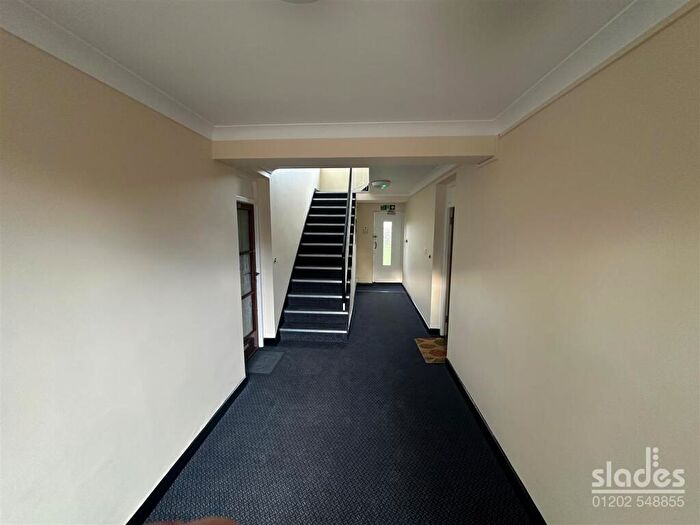 3 Bedroom Flat To Rent In Talbot Avenue, Talbot Wood, Bournemouth, BH3