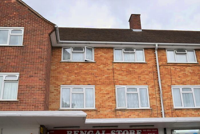 3 Bedroom Flat To Rent In Uxbridge Road, Feltham, Middlesex, TW13