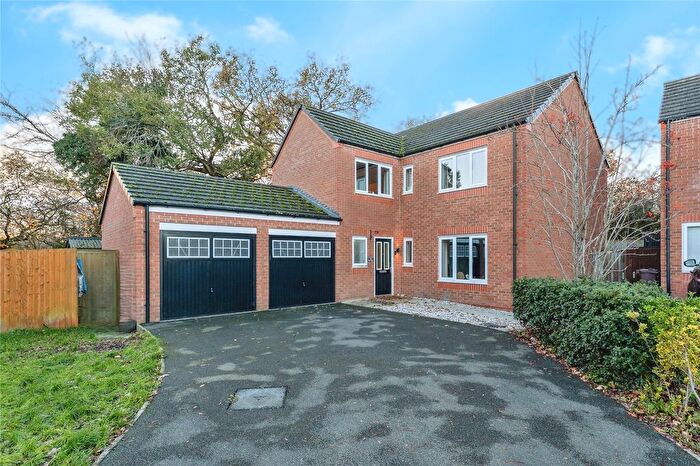 4 Bedroom Detached House For Sale In Oak Drive, Penyffordd, Chester, Flintshire, CH4