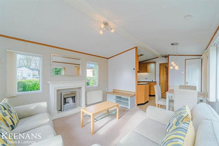 2 Bedroom Park Home For Sale In Edisford Road, Waddington, Clitheroe, BB7