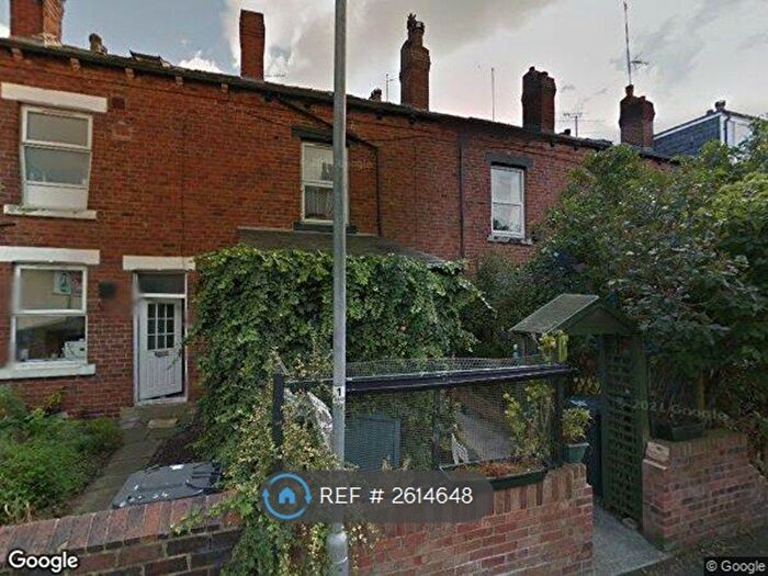 3 Bedroom Terraced House To Rent In Burton Terrace, Leeds, LS11