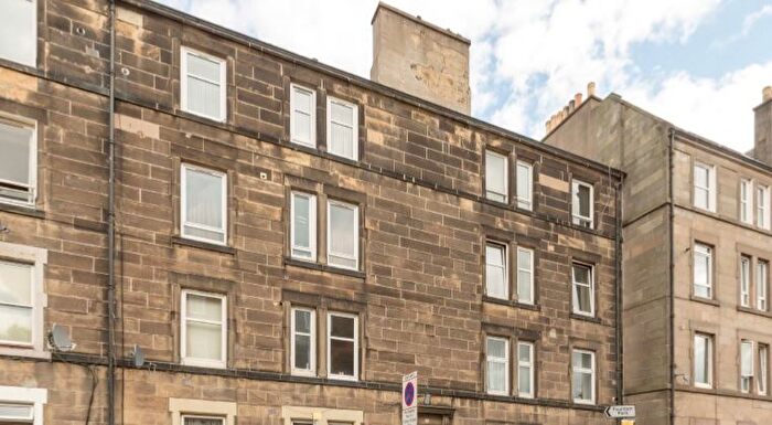 1 Bedroom Flat To Rent In Westfield Road, Gorgie, Edinburgh, EH11