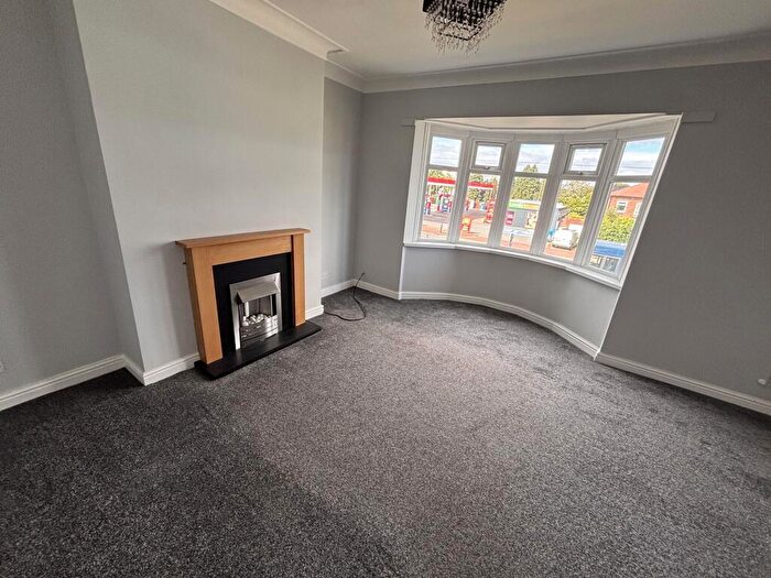 2 Bedroom Flat To Rent In Great North Road, Gosforth, Newcastle Upon Tyne, Tyne And Wear, NE3