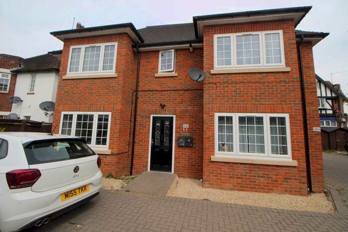 1 Bedroom Flat To Rent In Bathurst Walk, Iver, SL0