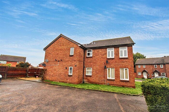 Studio To Rent In Talbot Way, Tilehurst, Reading, RG31