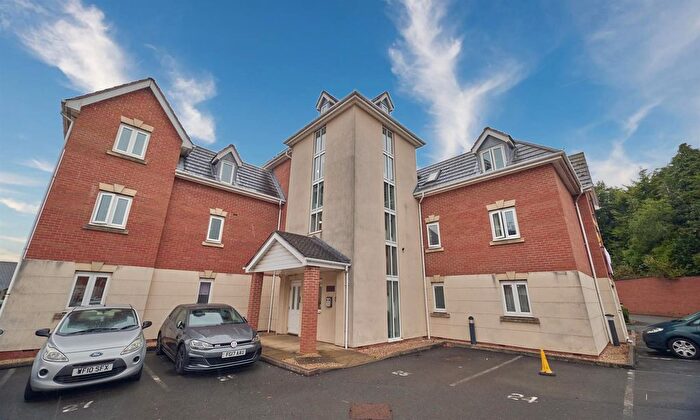 1 Bedroom Flat To Rent In Southfield Road, Hinckley, LE10