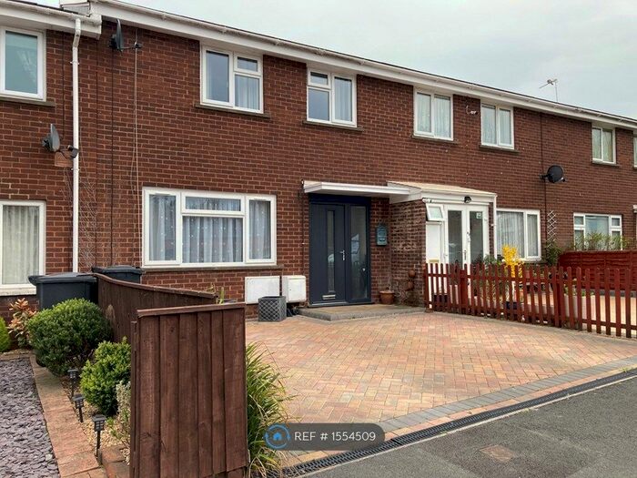 3 Bedroom Terraced House To Rent In George Street, Wellington, TA21