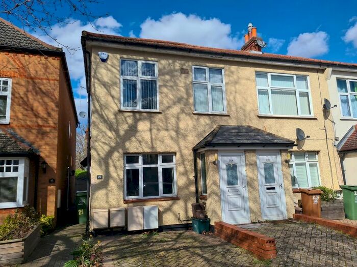 1 Bedroom Maisonette To Rent In Ruskin Road, Carshalton, Surrey, SM5