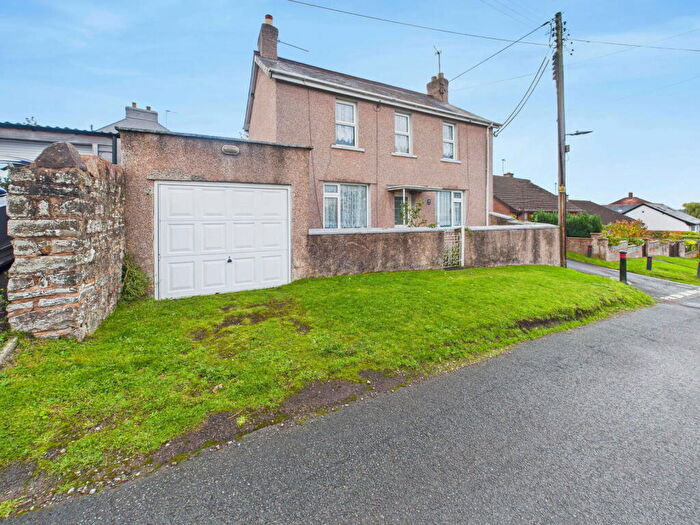 2 Bedroom Detached House For Sale In Woodgate Road, Cinderford, GL14