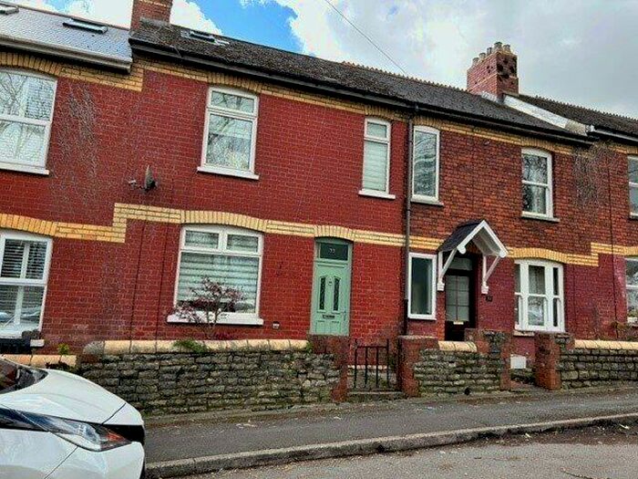 3 Bedroom Terraced House To Rent In Lavernock Road, Penarth, CF64