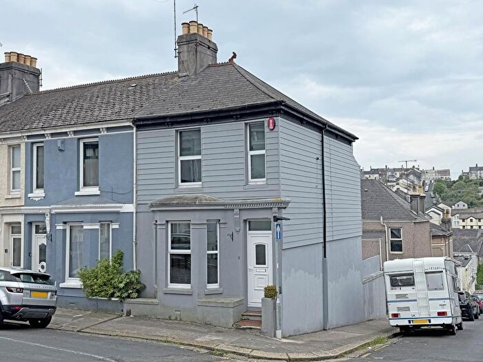 3 Bedroom End Terrace House For Sale In York Terrace, Keyham, PL2