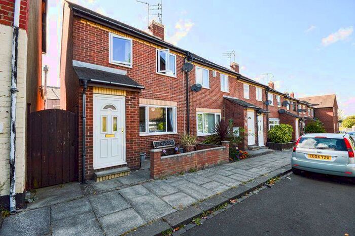 3 Bedroom End Of Terrace House To Rent In Beecher Street, Blyth, NE24