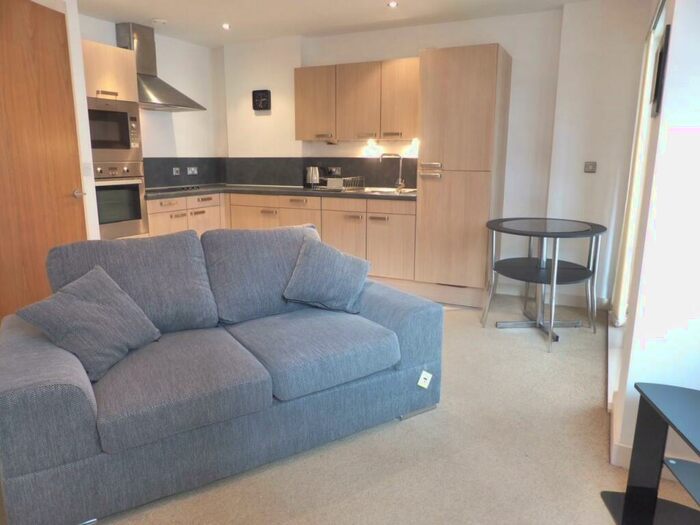1 Bedroom Apartment To Rent In Jefferson Place, Fernie Street, Green Quarter, M4