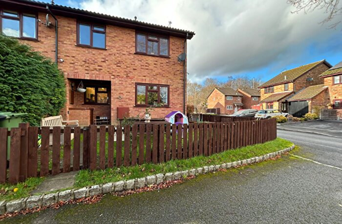 1 Bedroom End Terrace House For Sale In Sorrells Close, Chineham, RG24