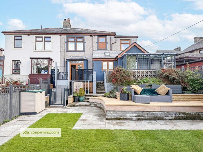 5 Bedroom Semi-Detached House For Sale In Park Road, Waterfoot, Rossendale, BB4