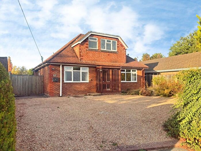 4 Bedroom Bungalow For Sale In Lower Weybourne Lane, Farnham, Surrey, GU9