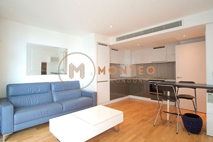 1 Bedroom Flat To Rent In Landmark West, Marshwall, London, E14