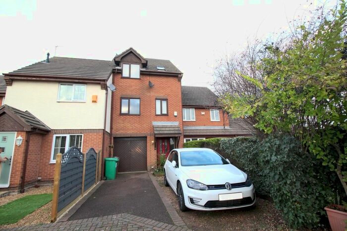 3 Bedroom Semi-Detached House To Rent In Webb Road, Nottingham, NG8