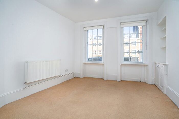 1 Bedroom Flat To Rent In Highgate Road, Kentish Town, London, NW5