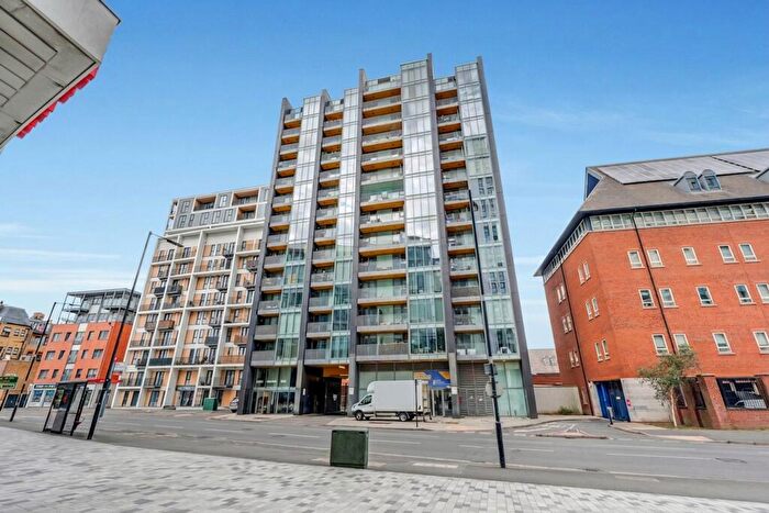 1 Bedroom Apartment For Sale In Sutton Court Road, Sutton, SM1