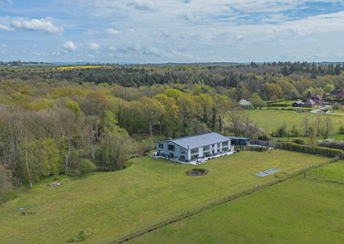 6 Bedroom Detached House For Sale In Etchden Road, Bethersden, Kent, TN26