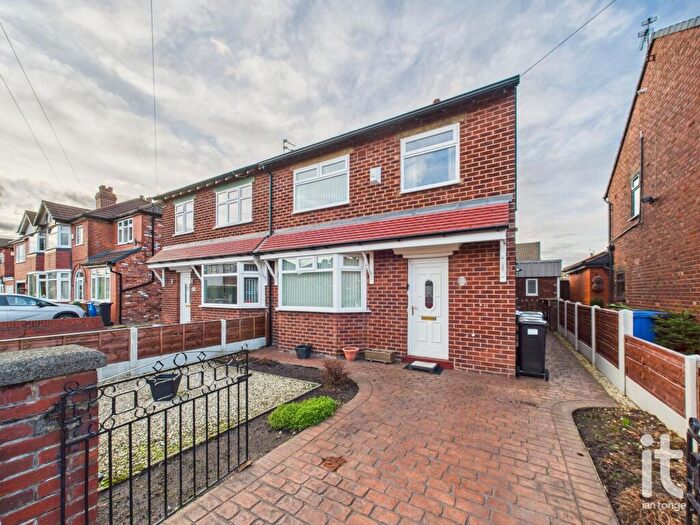 3 Bedroom Semi Detached House For Sale In Montagu Road, Offerton, Stockport, SK2
