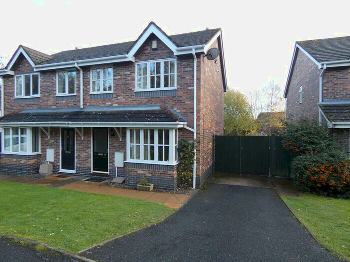 3 Bedroom Semi-Detached House To Rent In Suffolk Way, Horsehay, Telford, TF4
