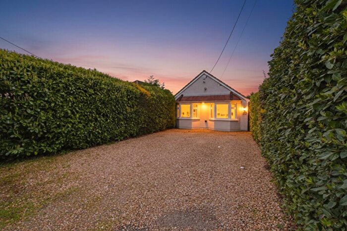 2 Bedroom Bungalow For Sale In Reading Road, Winnersh, Wokingham, Berkshire, RG41