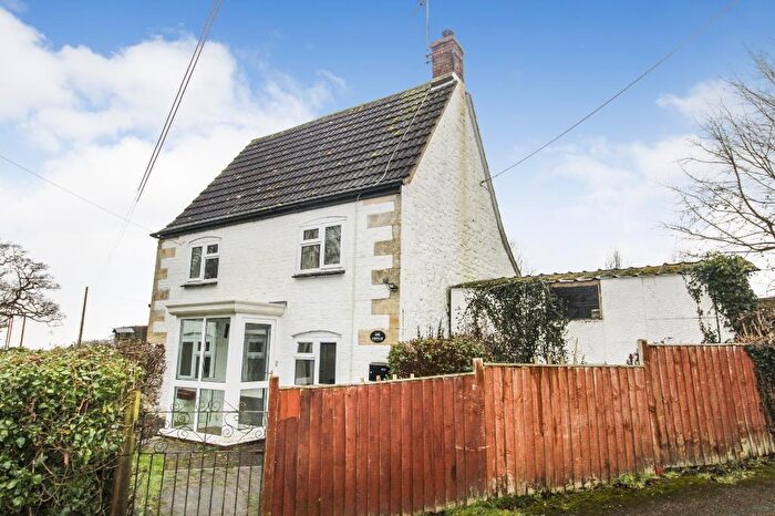 1 Bedroom Detached House For Sale In Oxlynch Lane, Oxlynch, GL10