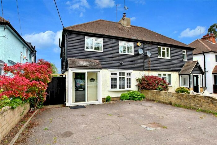 3 Bedroom Semi-Detached House For Sale In Ongar Road, Abridge, Essex, RM4