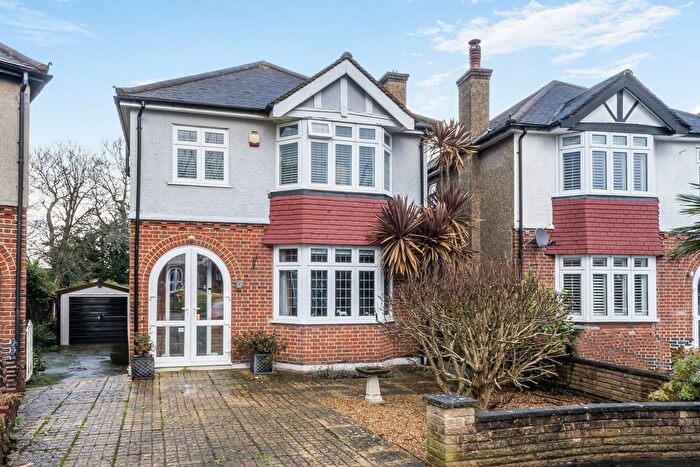 3 Bedroom Detached House For Sale In Graham Close, Shirley, Croydon, CR0