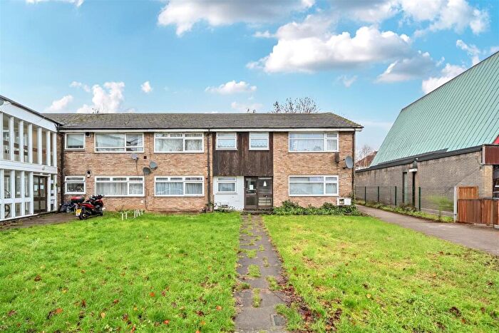 2 Bedroom Flat For Sale In Carlton Avenue East, Wembley, HA9