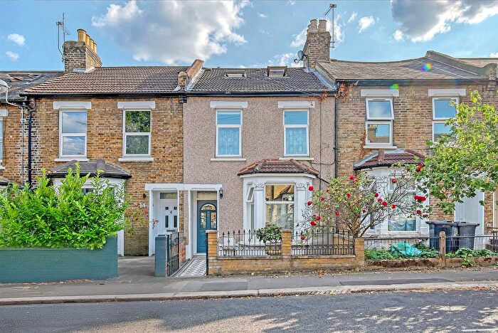 4 Bedroom Terraced House For Sale In Granville Road, London, E18