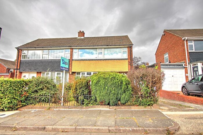 3 Bedroom Semi-Detached House For Sale In Anglesey Gardens, Newcastle Upon Tyne, NE5