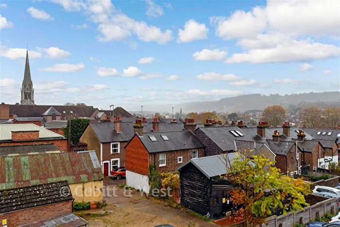 1 Bedroom Apartment For Sale In High Street, Dorking, Surrey, RH4