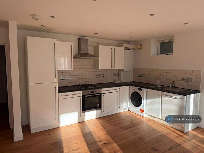 2 Bedroom Flat To Rent In Outram Road, Croydon, CR0